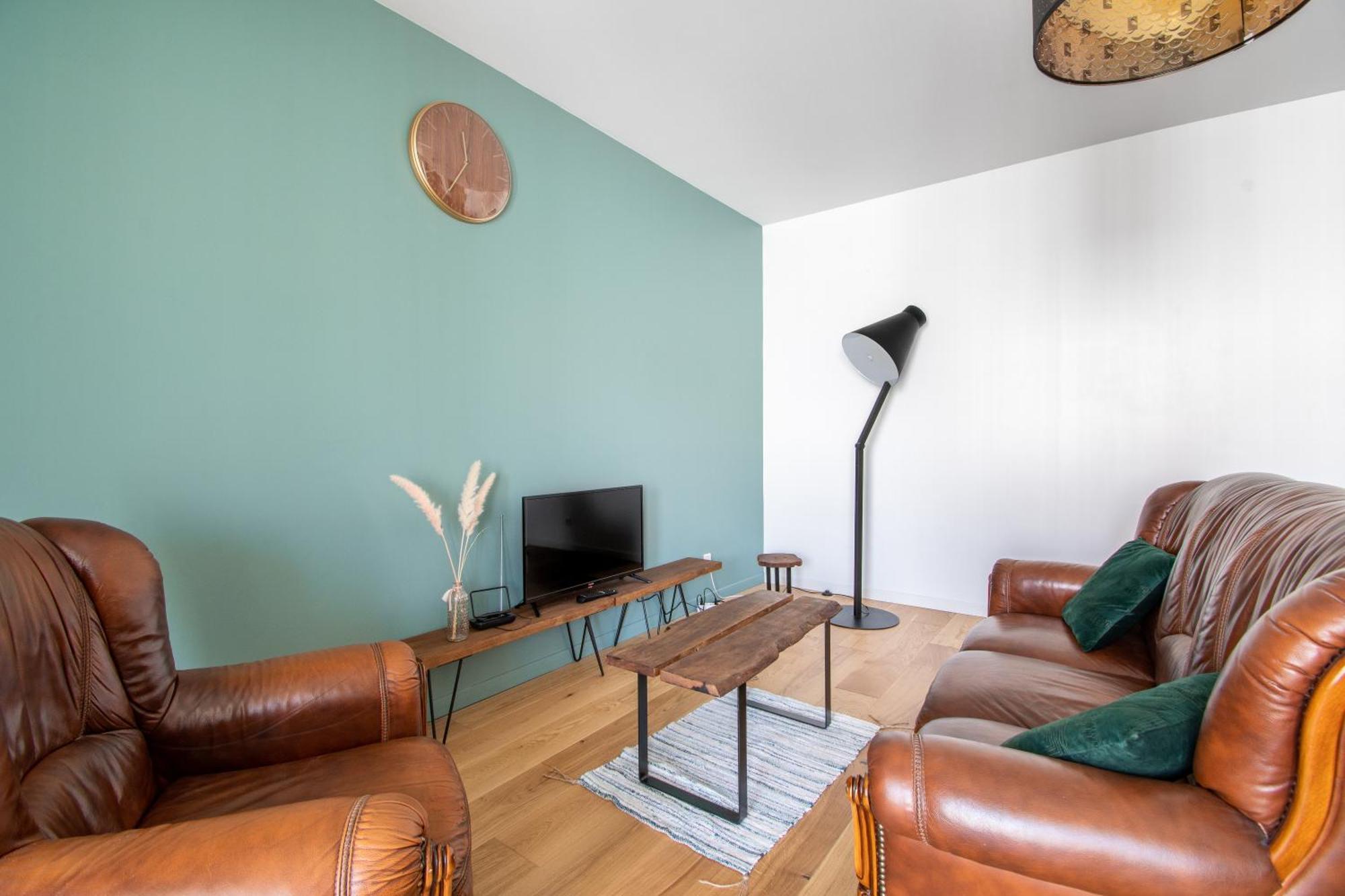 Cosy T2 De 50 M² Centre-Ville Avec Garage & Balcon Nantes Ngoại thất bức ảnh